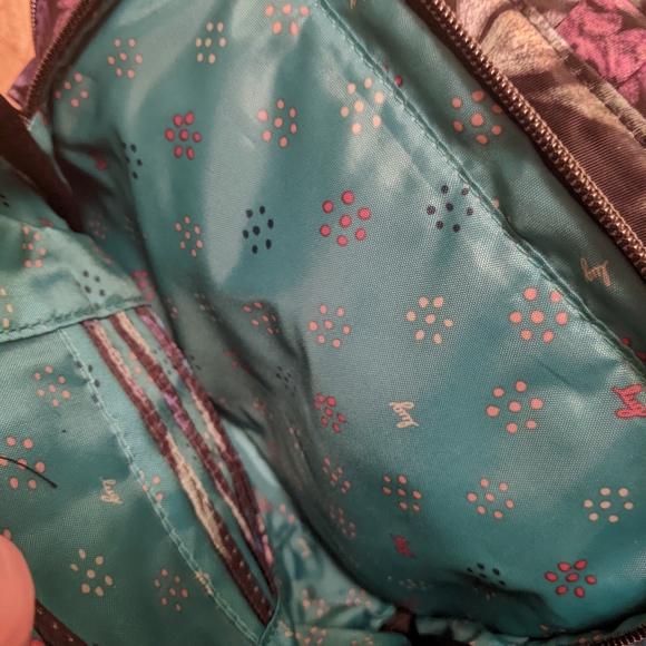 Lug crossbody bag - Picture 8 of 13